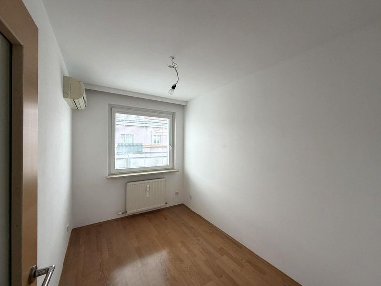 Schlafzimmer 2 von 4 - klimatisiert