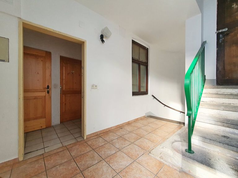 Zwei nebeneinanderliegenden Wohnungen