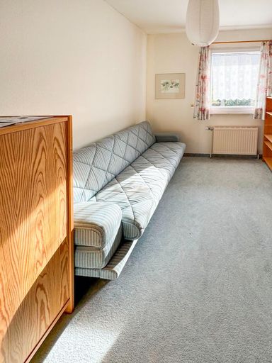 Büro/Kinderzimmer EG