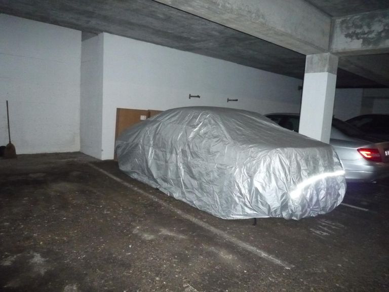 PKW Tiefgaragenplatz