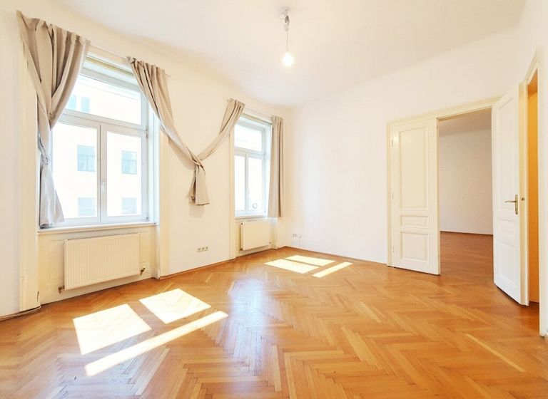 großes Schlafzimmer ca. 20 m²