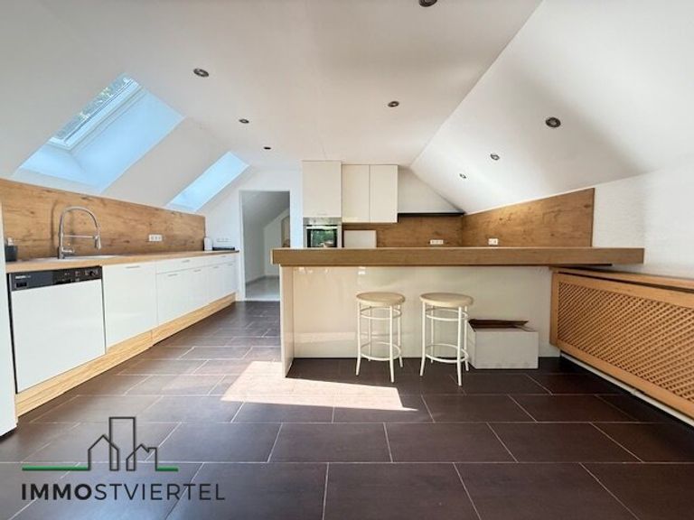 offene Wohnküche im OG