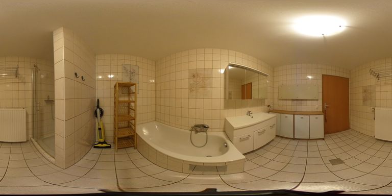 Erdgeschoss - Badezimmer