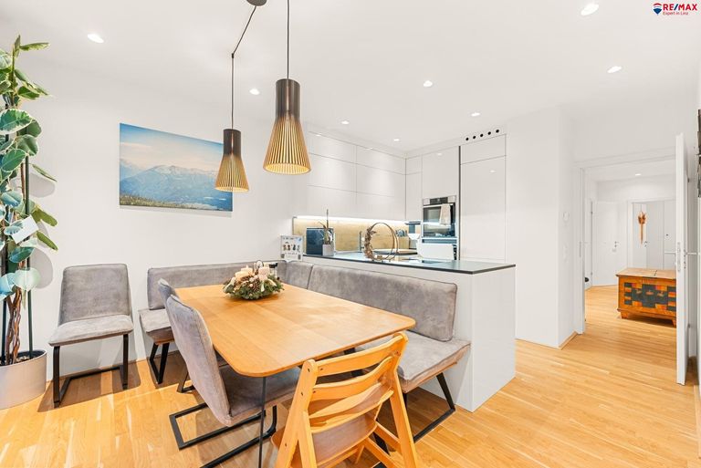 Küche und Essbereich