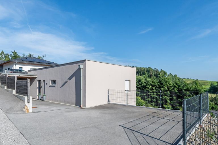 Aussenansicht strassenseitg