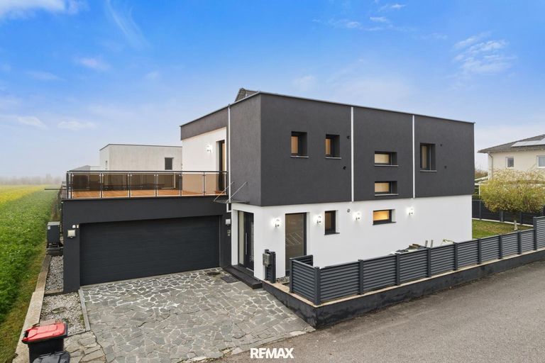 Aussenansicht straßenseitig