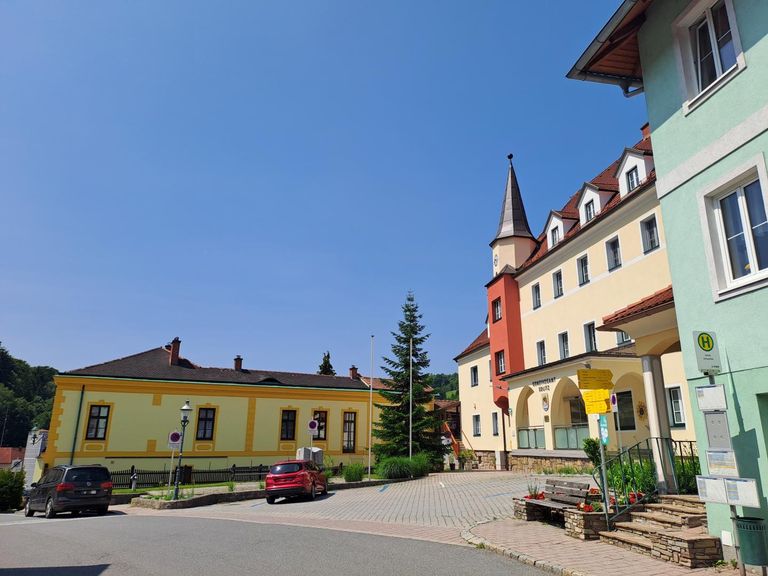 auch öffentlich erreichbar