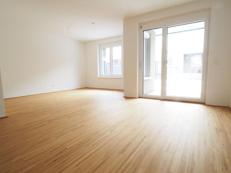 EG direkt auf die Terrasse bzw. in den Garten