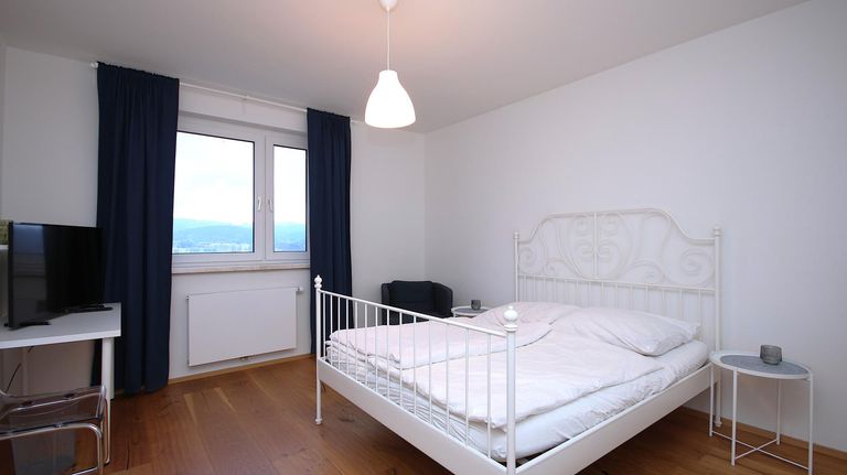 Kinderzimmer / Büro