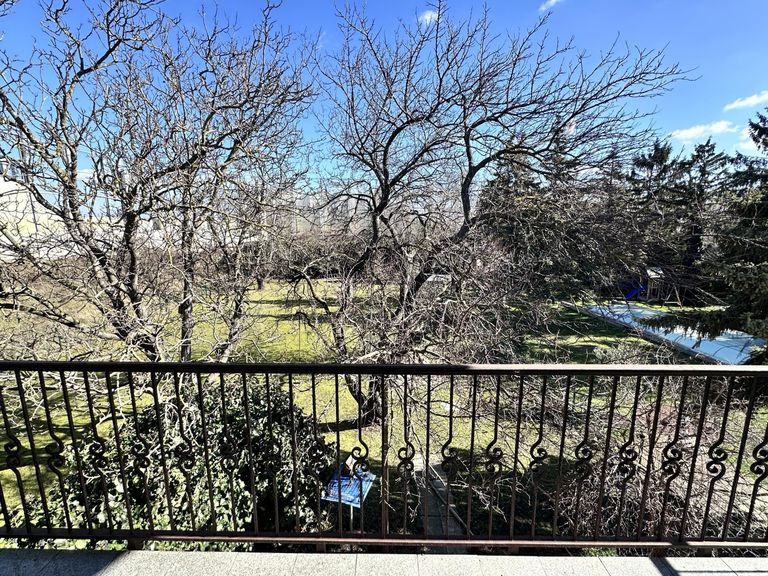 15 OG Balkon