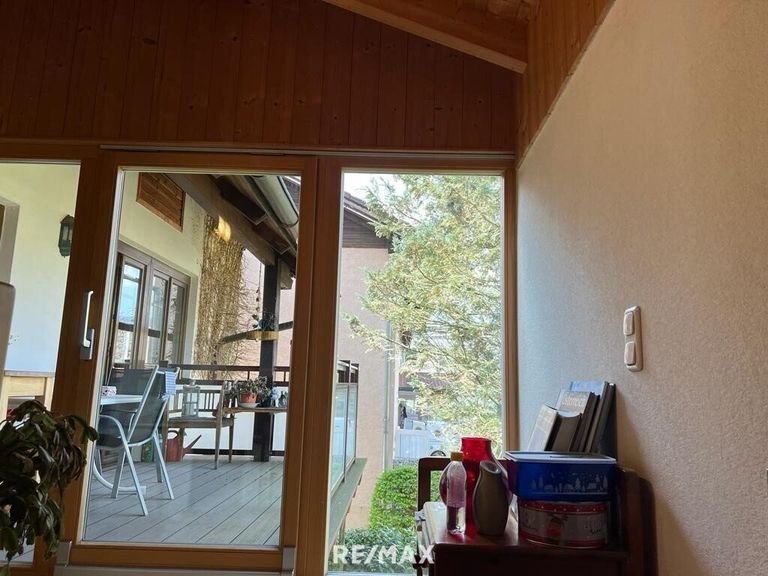 überdachte Terrasse