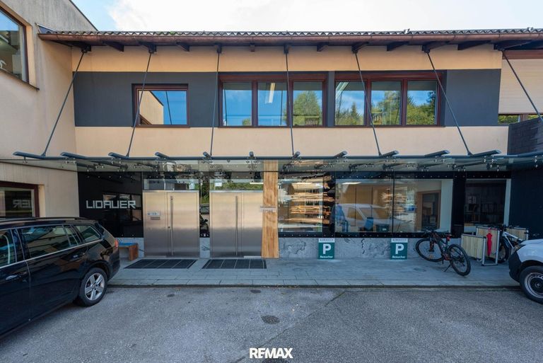 modernes Bürogebäude