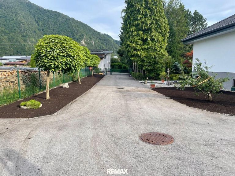 TOP Zufahrt und alles eingefriedet