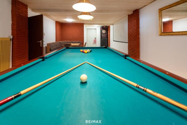 Freizeitraum im Keller