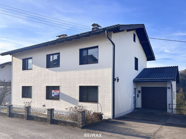 Hausansicht - Straßenansicht