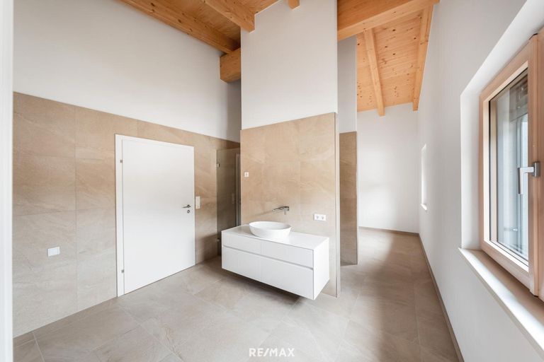 Badezimmer Musterwohnung (3)