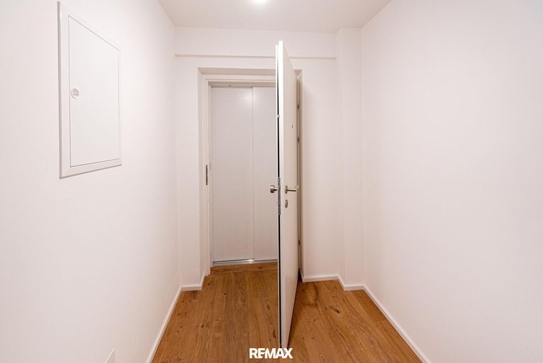 Eigener Zugang zum Lift in der Wohnung