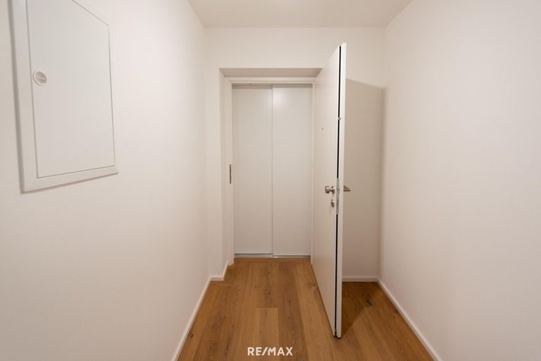 Eigener Zugang zum Lift in der Wohnung