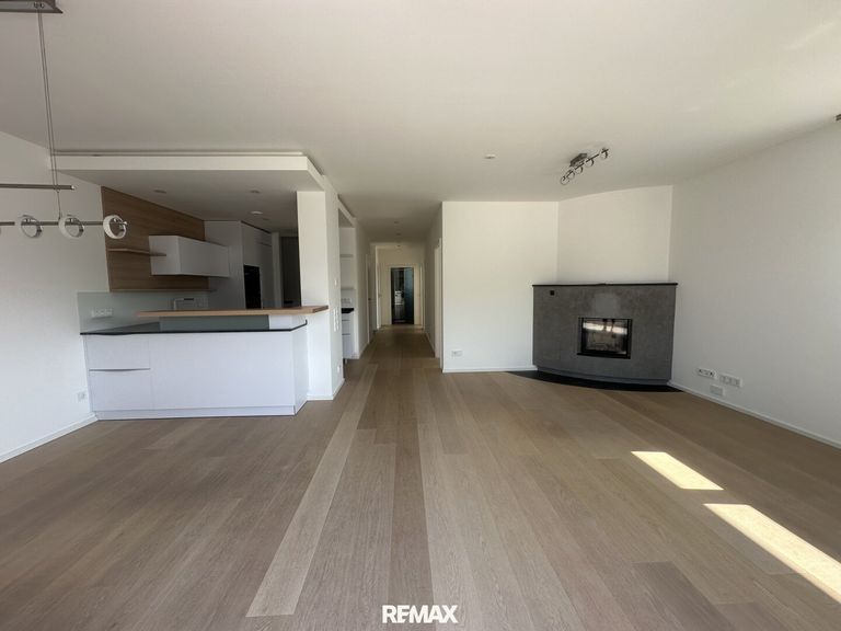 großes, offenes Wohnzimmer