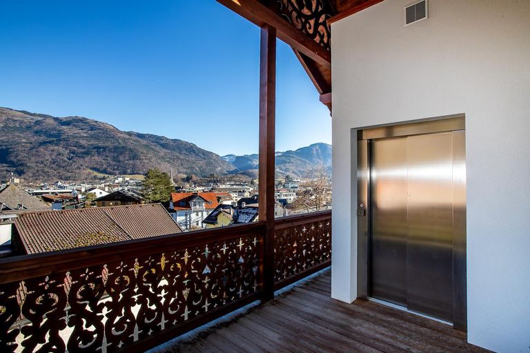 Terrasse mit Lift