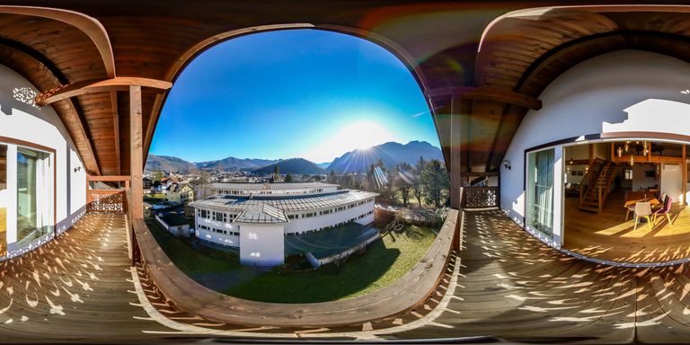 Balkon mit Blick über Bad Ischl