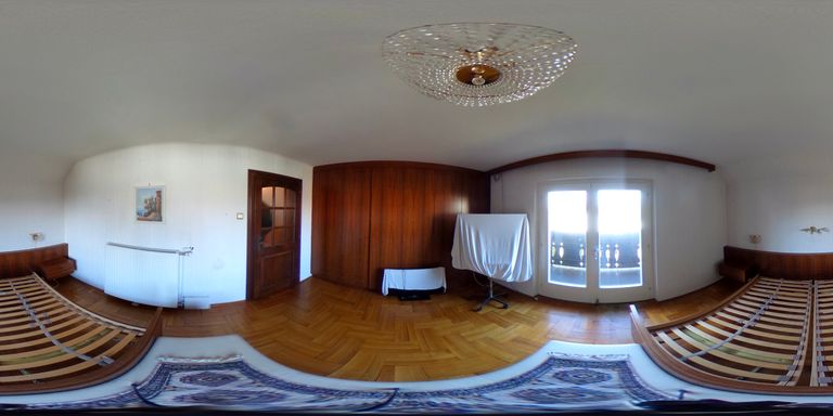 Schlafzimmer II DG 360