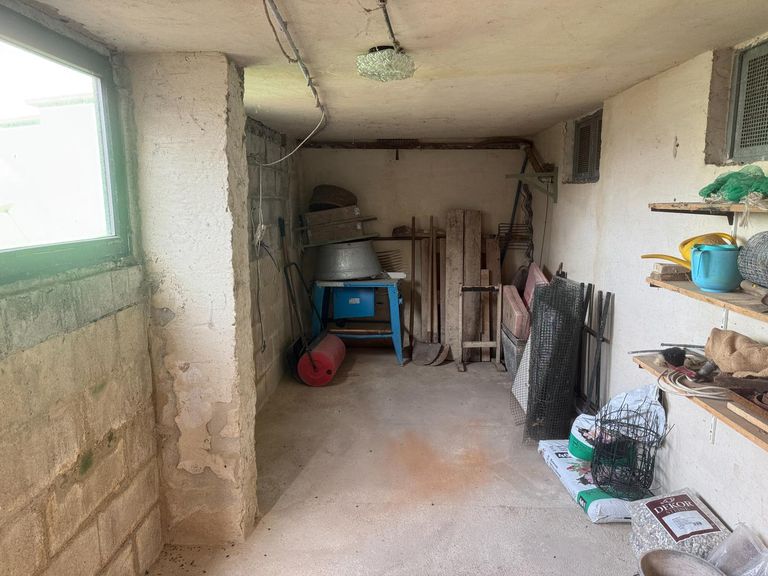 Lagerraum unter der Terrasse