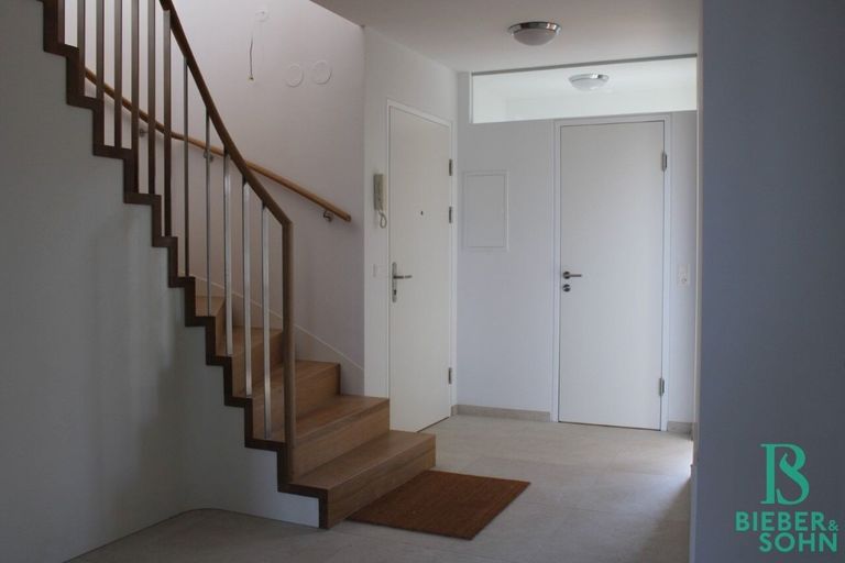 Eingangsbereich / Zimmer 3 / WC