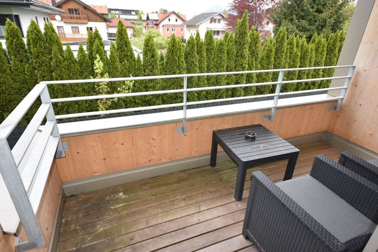 Loggia - Modernes und geräumiges Appartement mit großer Loggia und Bergblick Miete Grödig Salzburg