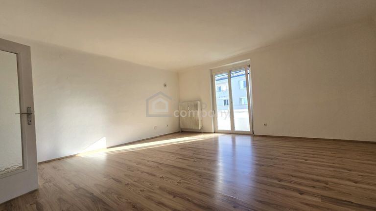 Zimmer 2 - Zugang zur Loggia