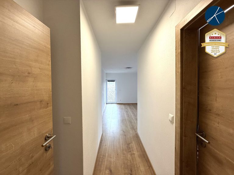 Schlafzimmer mit en-Suite-Badezimmer
