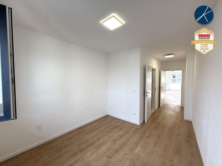 Schlafzimmer mit en-Suite-Badezimmer