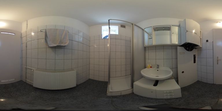 4 Badezimmer Erdgeschoss
