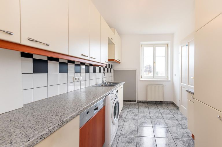 Wirtschaftsraum / Back Kitchen