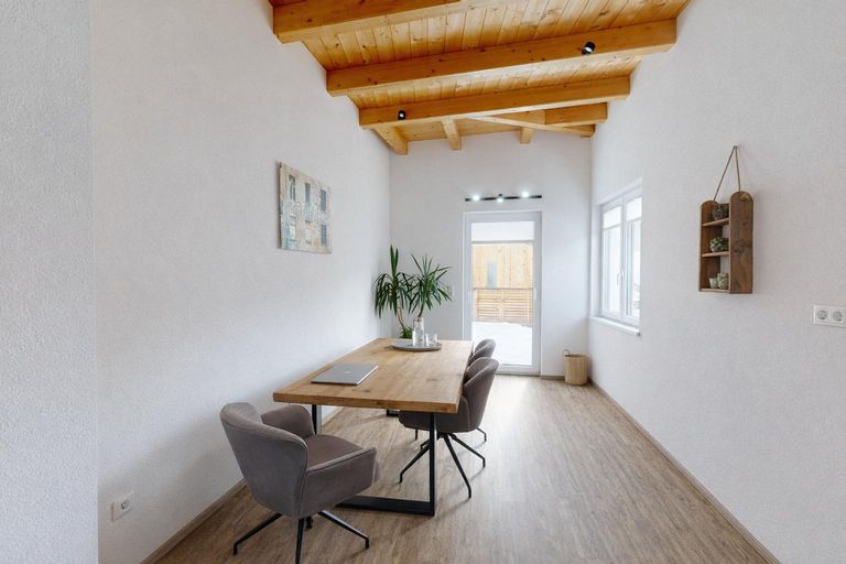 Fließ - Haus - Zimmer