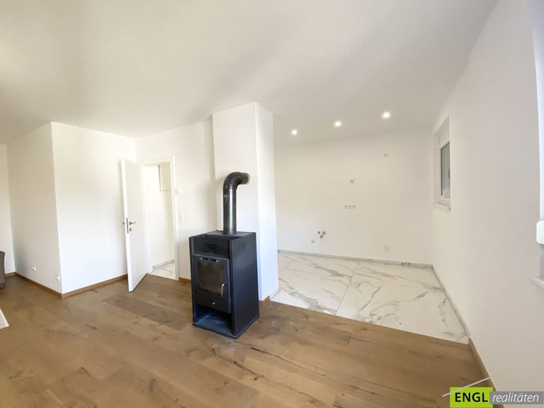 Wohnzimmer mit Wohnküche