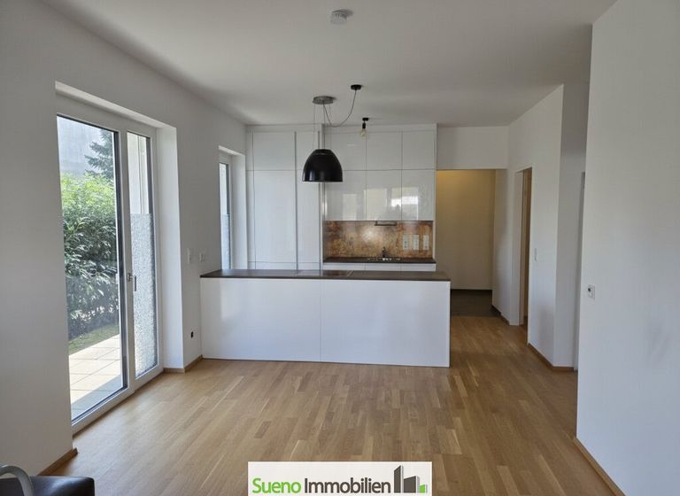 Wohnraum mit Küchenzeile