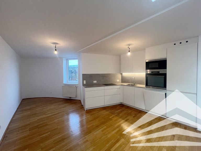 Küche inkl. Essbereich