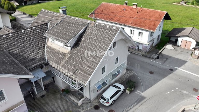 Wohn- und Geschäftshaus Dellach