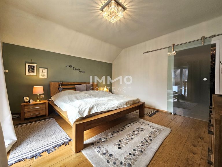 DG Schlafzimmer mit Schrankraum