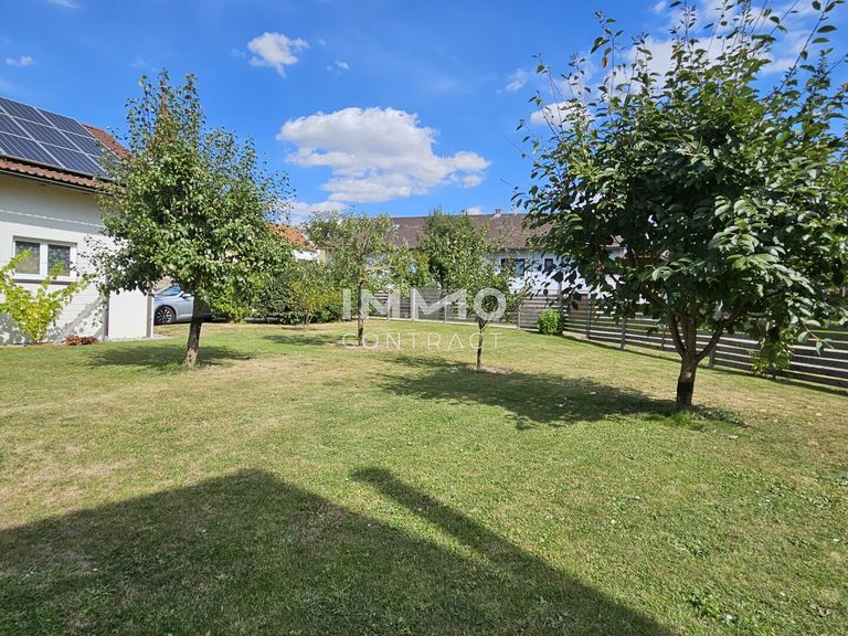 Garten - Ansicht von Westen