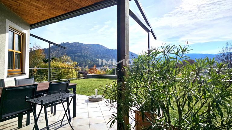 Terrasse mit Ausblick