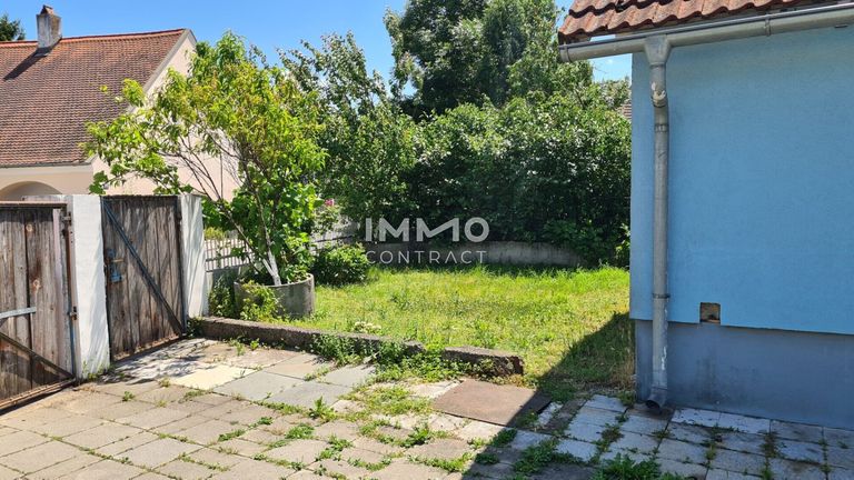 223fad4a-0341-40fd-bf32-df0cbfd16597