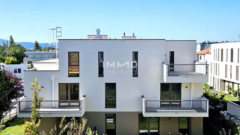 Blick Ri Haus 6 von Haus 8