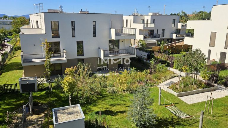 Haus 8_Ausblick Spielplatz