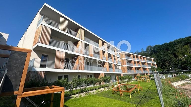 756960d3-4518-4aeb-9aee-aea1b57bf90a