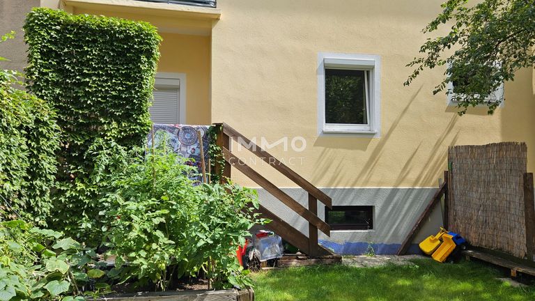 Wohnung gartenseitig