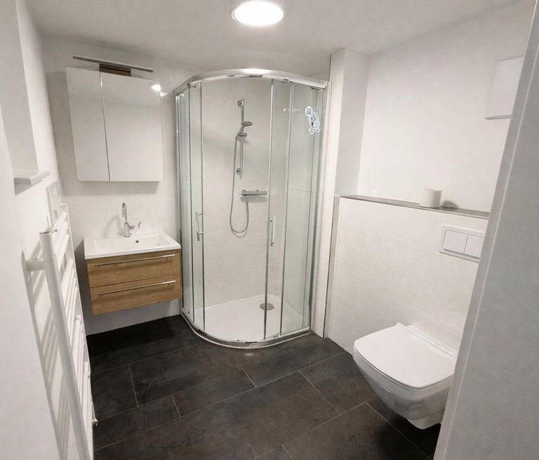 Bad Toilette Einlegerwohnung