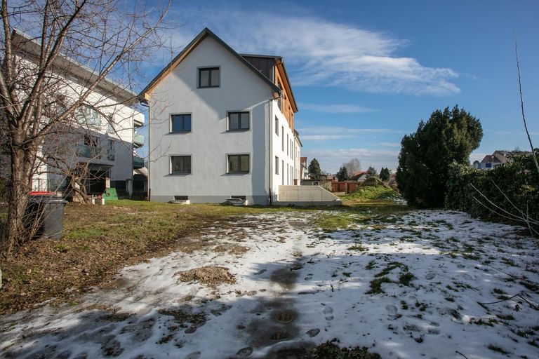 zukünftige Parkfläche