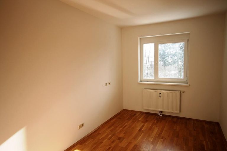 IMS IMMOBILIEN KG 2-3 Zimmer Mietwohnung HALL